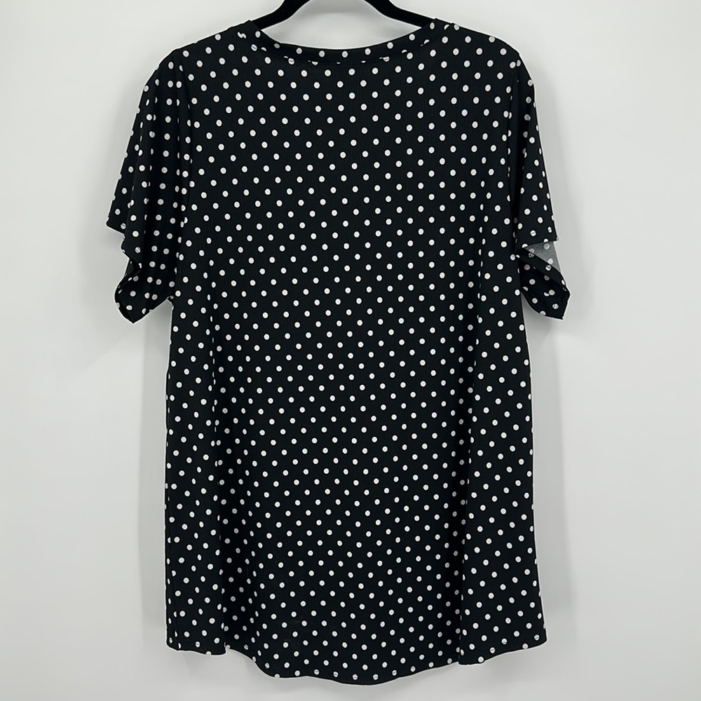 Lularoe Polka Dot Short Sleeve Shirt Size 2XL - Picture 7 of 7